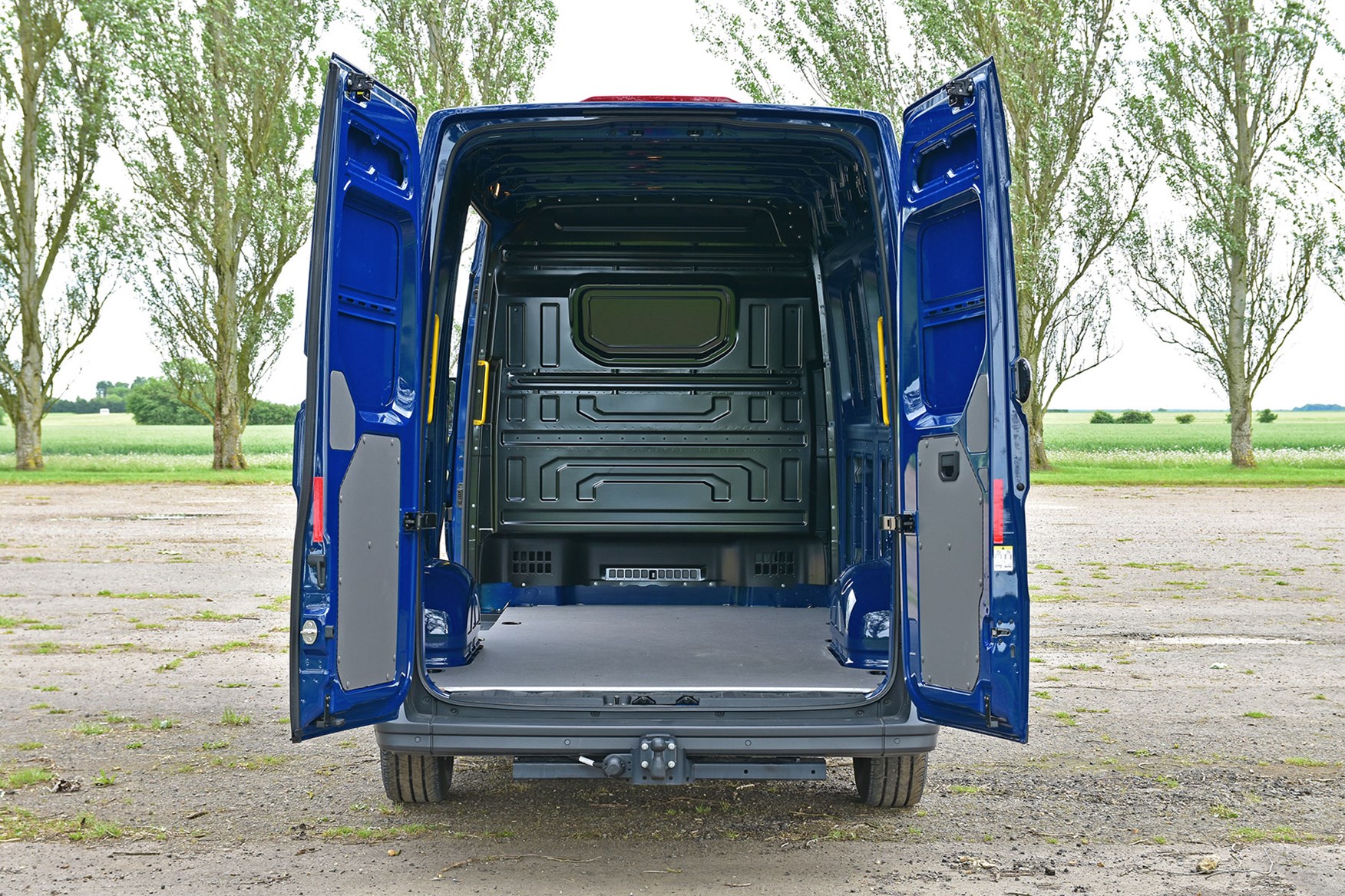 VW Crafter FWD review - load area