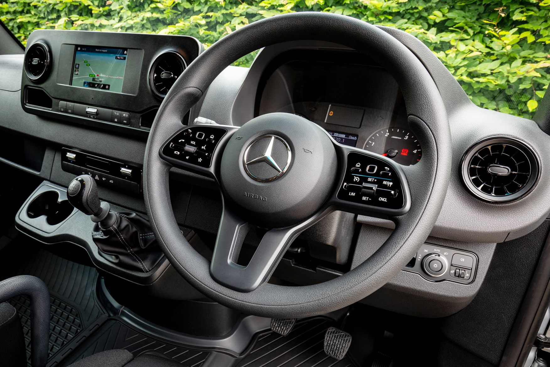 Mercedes Benz Sprinter Review 2020 Parkers