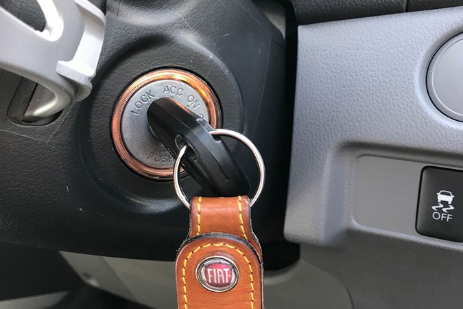 Fiat Fullback Cross key