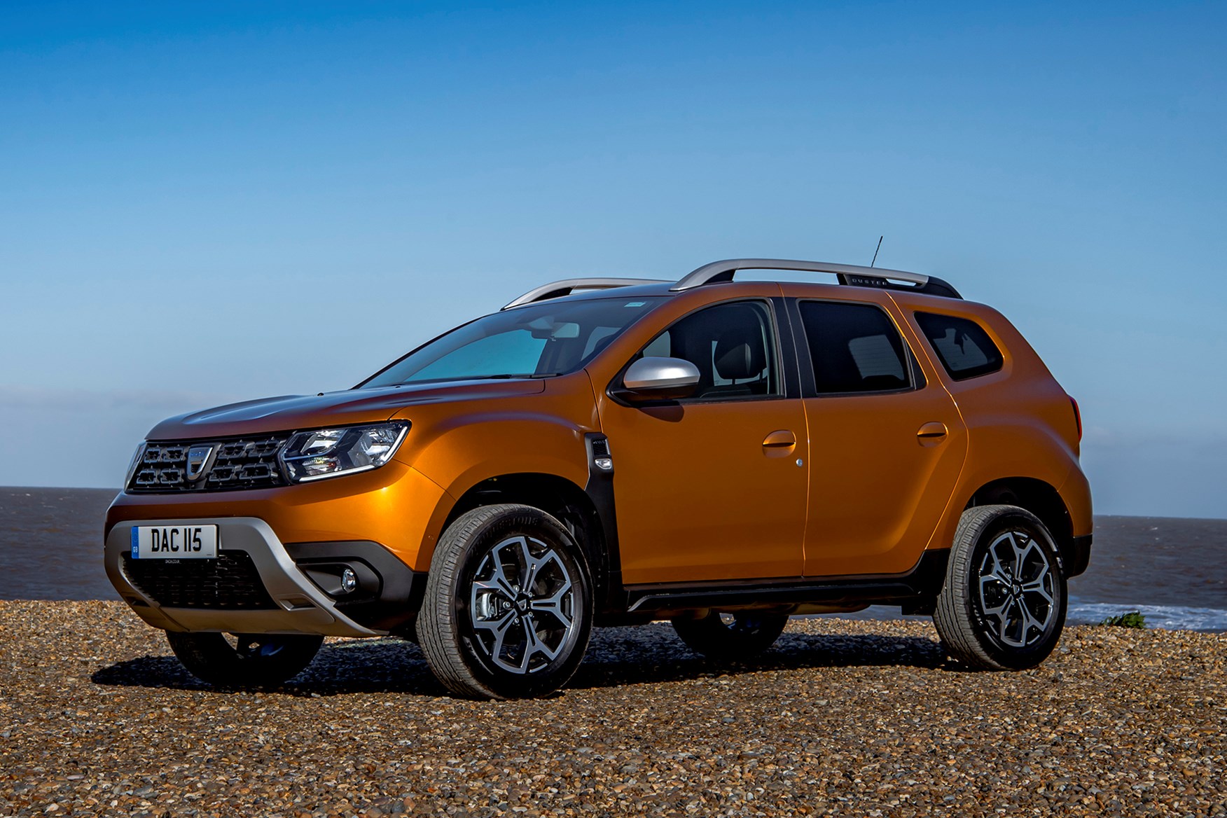  Dacia  Duster  SUV 2022 Photos Parkers