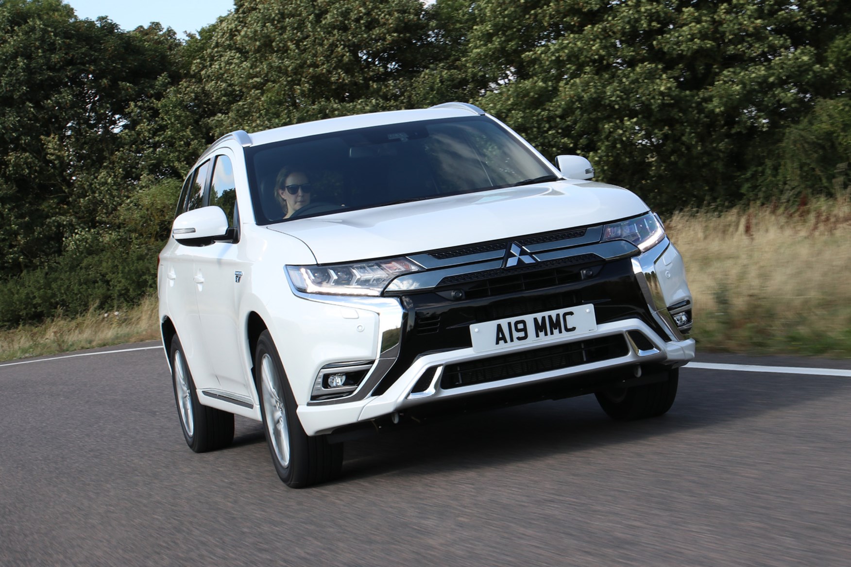 Mitsubishi Outlander receives a boost for 2019 Parkers