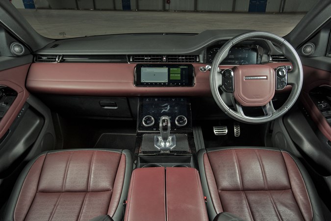 2019 Range Rover Evoque R-Dynamic SE interior