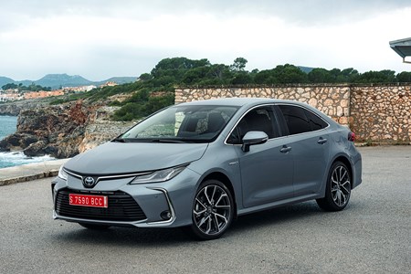 First Details Toyota Corolla Saloon 2019 Parkers