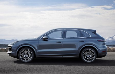 The Best Hybrid Suvs 2019 Parkers Porsche Cayenne S E Hybrid The Best Suvs