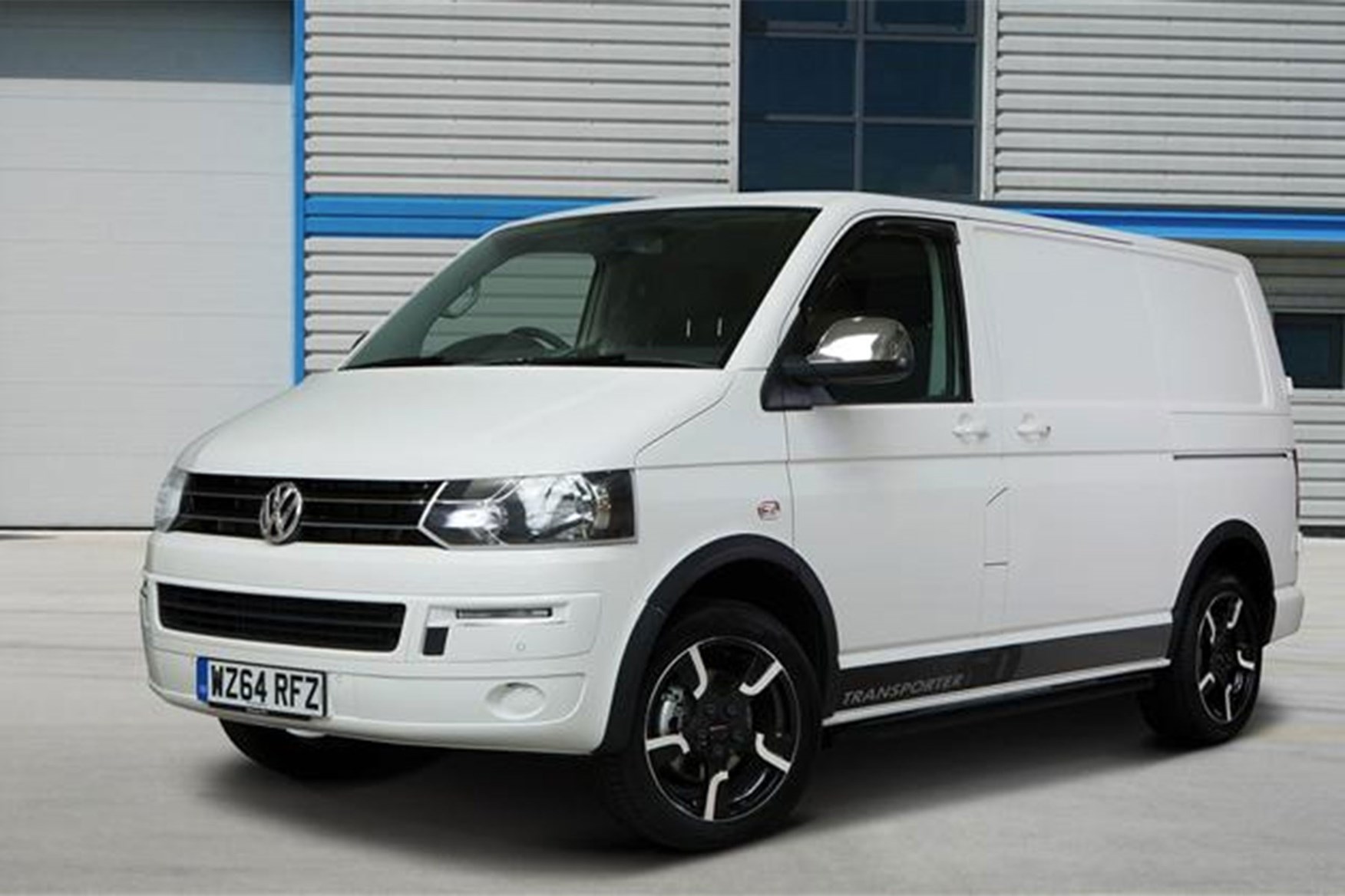 Volkswagen transporter сколько мест