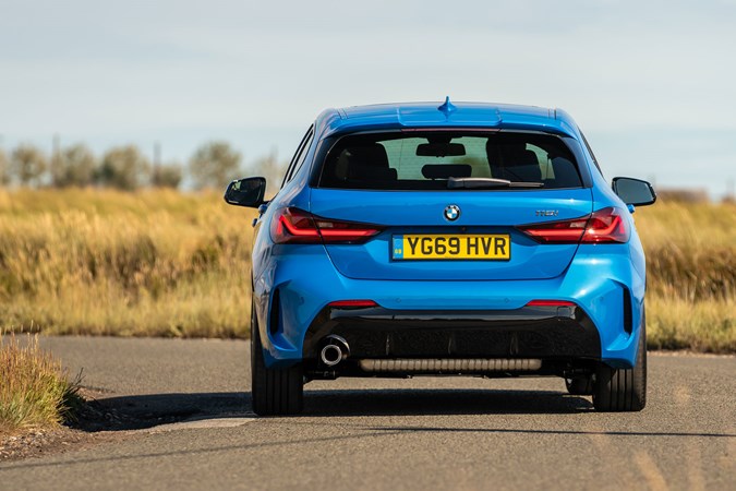 2019 BMW 118i M Sport rear cornering