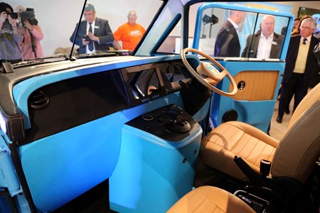 morris electric van