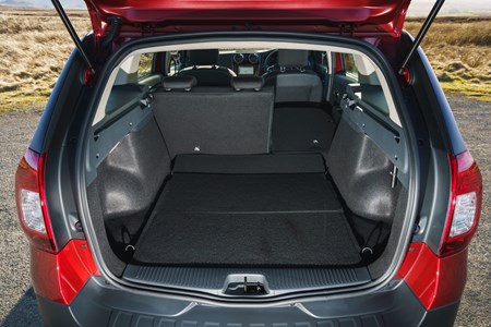 Dacia Logan Mcv Stepway 21 Practicality Boot Space Parkers