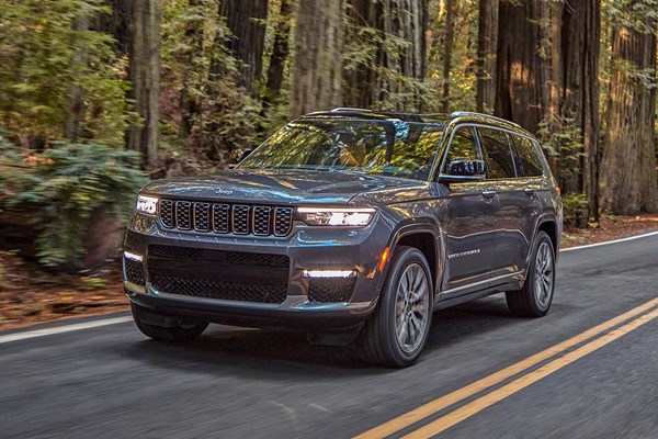 All New Jeep Grand Cherokee Posh Suv Is No Yank Tank Parkers