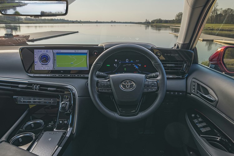 Toyota Mirai interior