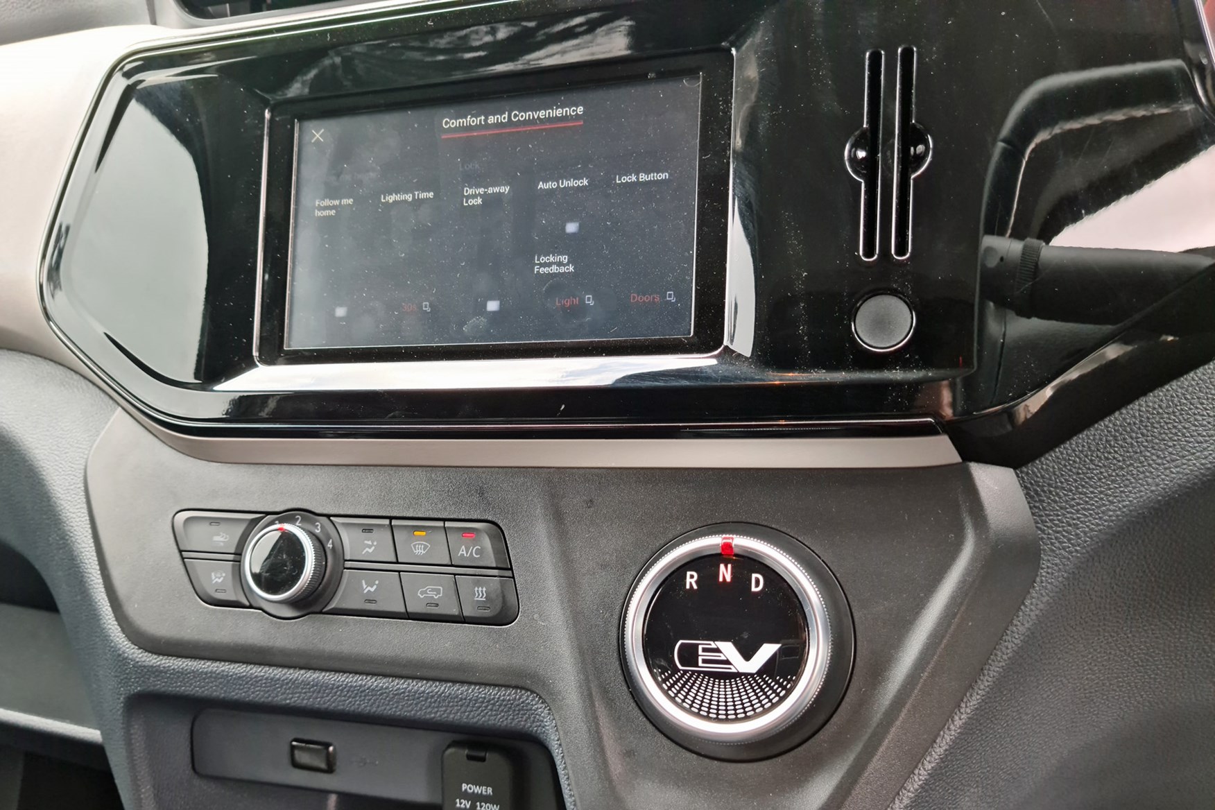 Maxus e Deliver 3 review, cab interior, touchscreen, gear selector, ventilation controls