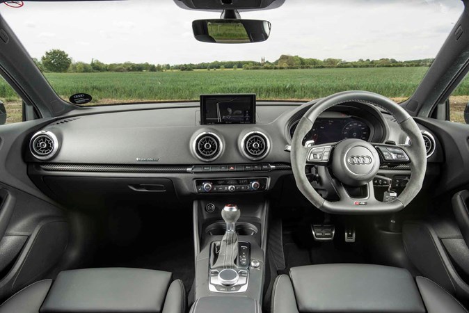 2019 Audi RS 3 interior