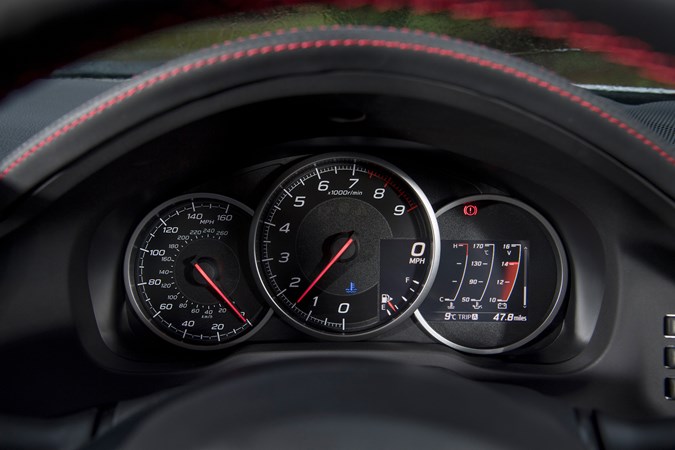 The 4.2-inch screen in the Subaru BRZ's instrument binnacle can display many driving parameters