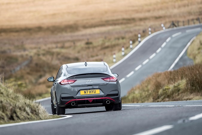 Hyundai i30N Fastback (2020) rear view