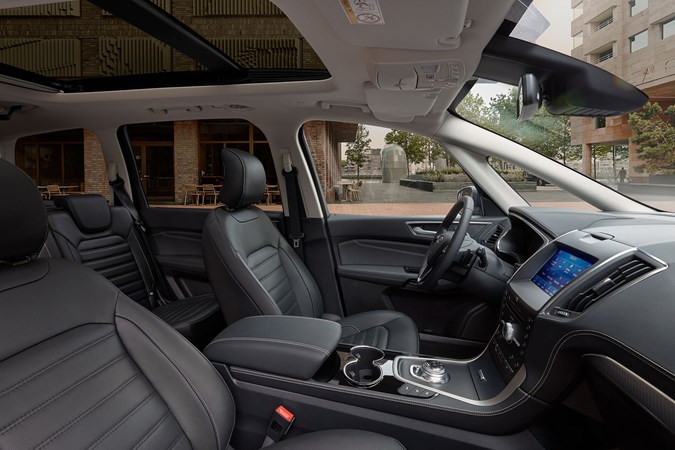 2019 Ford Galaxy front seats