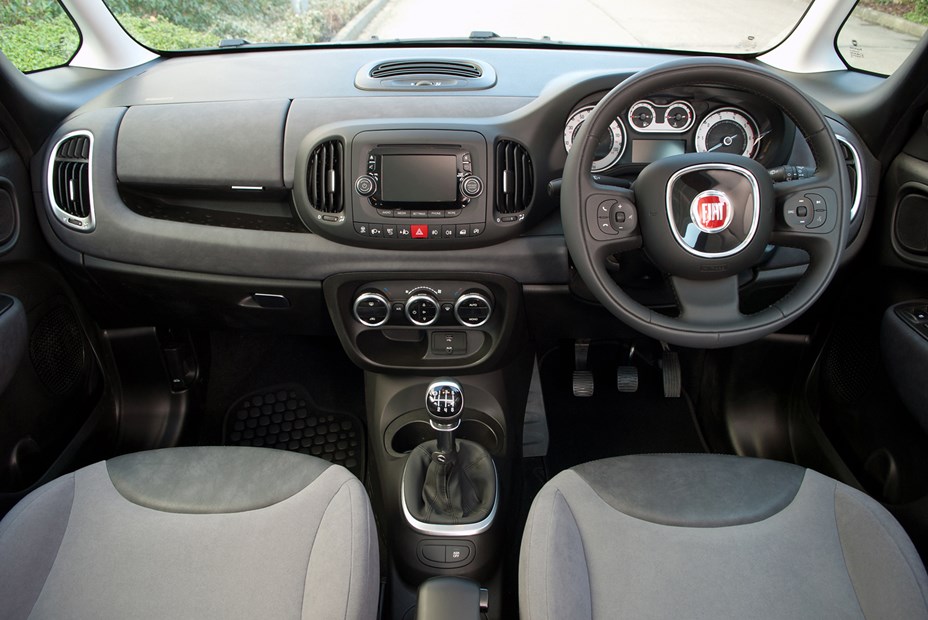 New Fiat 500 L interior (official pics) | New fiat, Fiat 500, Fiat