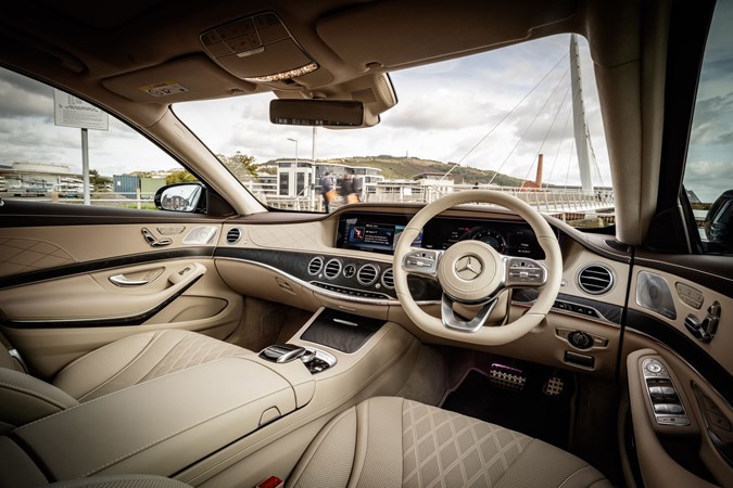 2019 Mercedes S-Class interior