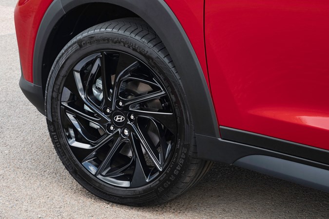 2019 Hyundai Tucson alloy wheel