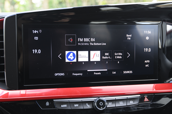 Vauxhall Mokka (2024) infotainment display