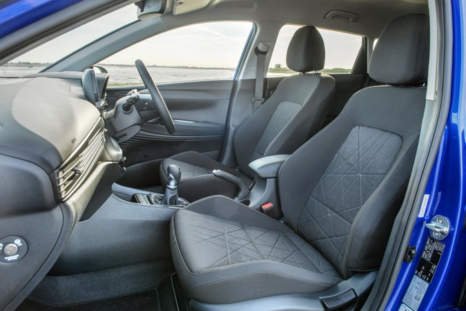 Hyundai Bayon front seats
