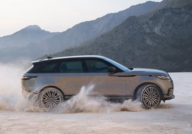 2017 Range Rover Velar off-road