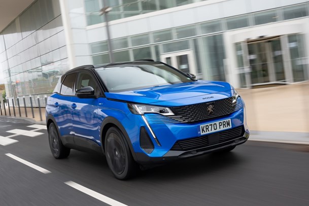 2020 Peugeot 3008 - front dynamic