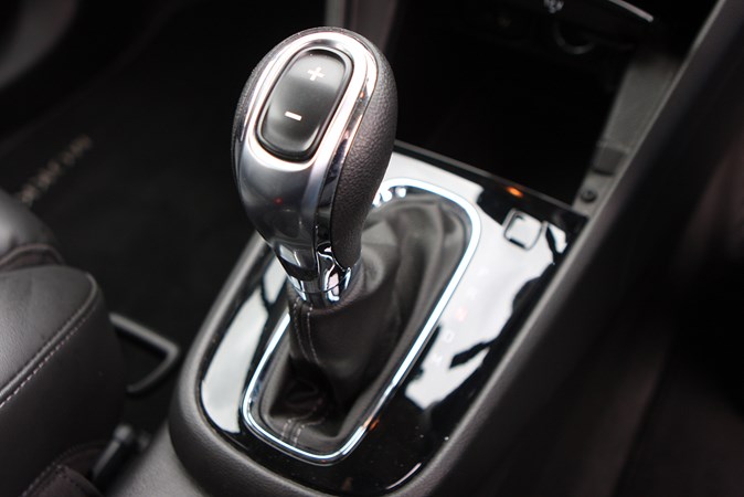 Vauxhall Mokka X automatic gearbox