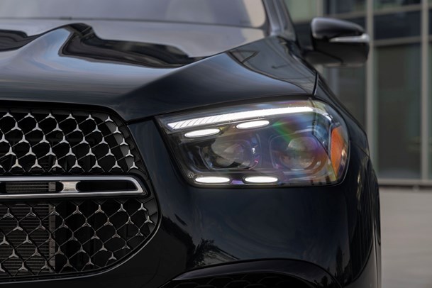 Mercedes-Benz GLE SUV headlight