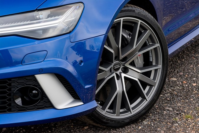 Audi RS 6 Avant wheel