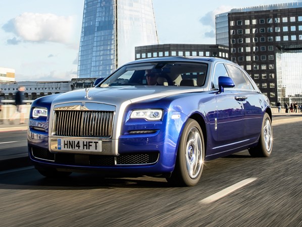 Rolls-Royce Ghost Saloon front dynamic