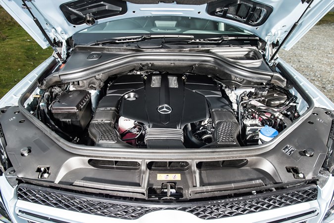Mercedes GLE 350 d diesel engine