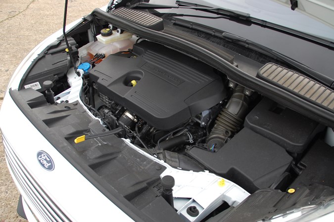 Ford Grand C-MAX engine
