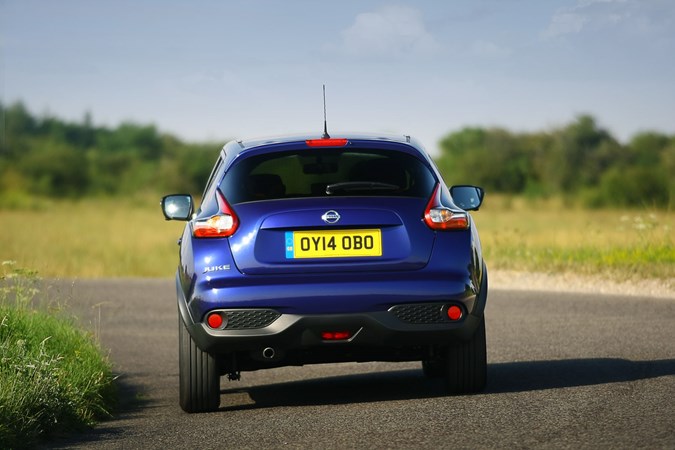 Nissan Juke rear cornering