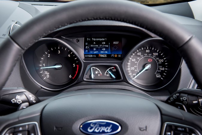 Ford Kuga SUV dials