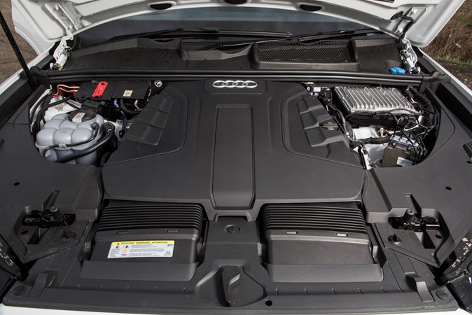2019 Audi Q7 50 TDI engine