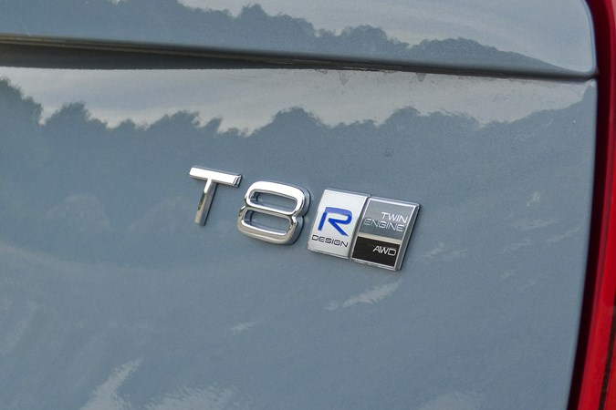 Volvo XC90 T8 R-Design rear badge