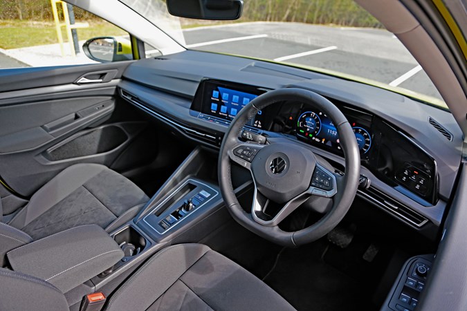 VW Golf eHybrid interior