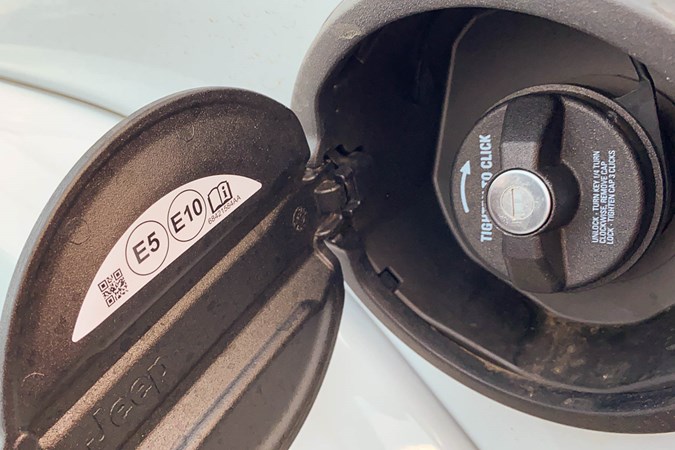 E5 and E10 markings reveal a petrol-powered Wrangler