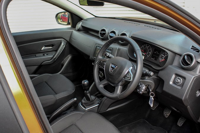Dacia Duster interior front 2019