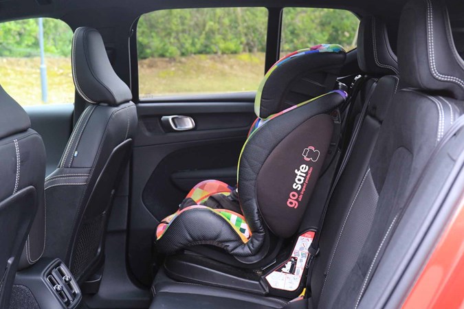 Volvo XC40 rear child seat