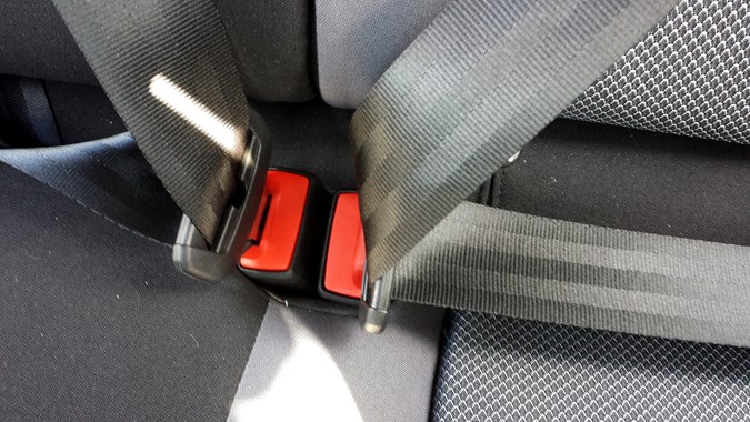SEAT Arona rear seat belts