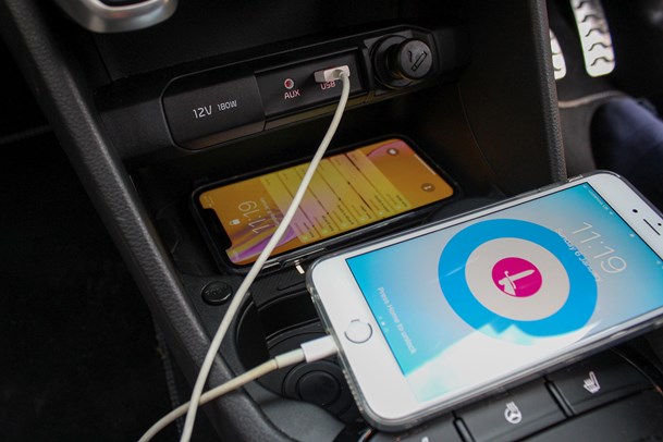 Kia Picanto phone charger