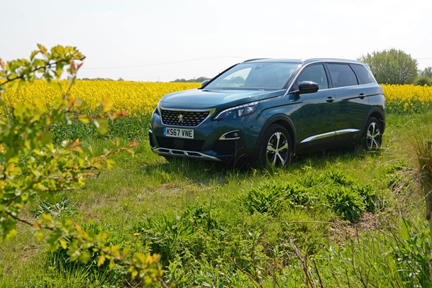 Peugeot 5008 SUV green laning