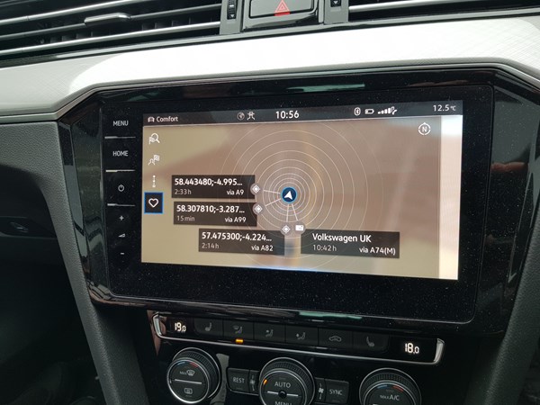 Volkswagen Passat GTE (2020) infotainment screen