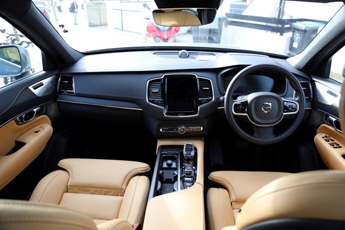 Volvo XC90 long-term interior