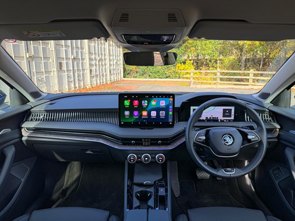 Skoda Superb Estate interior