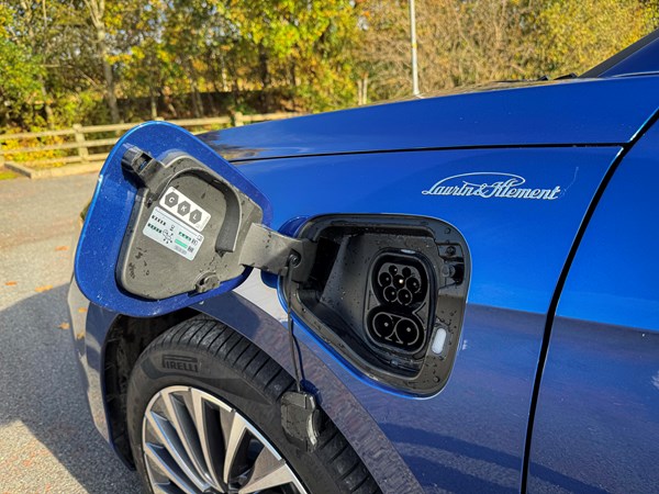 Skoda Superb Estate fast charging port