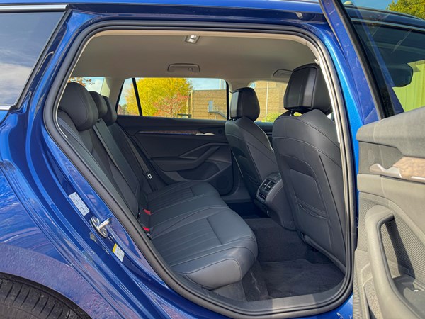 Skoda Superb Estate rear-seat space