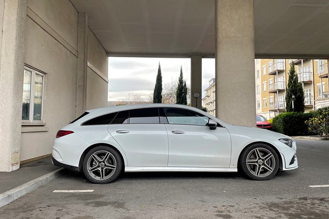 Mercedes-Benz CLA Shooting Brake - profile in car park