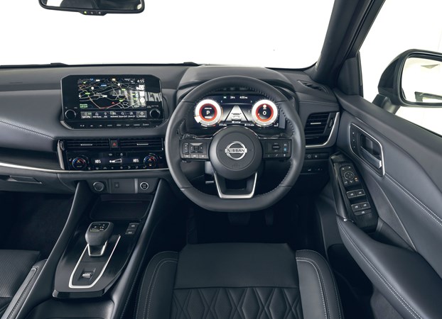 qashqai_main_interior2